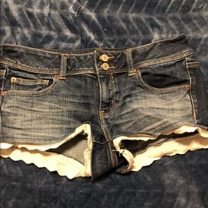 American Eagle size 8 lace shorts